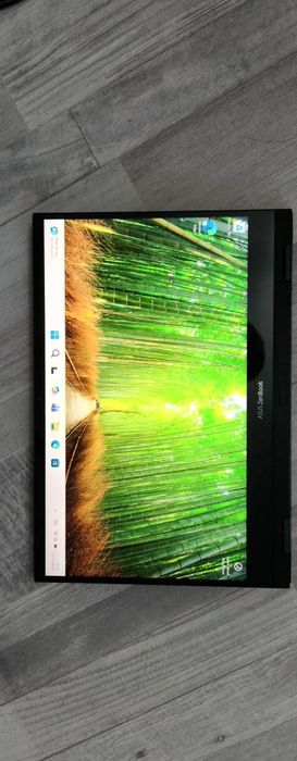 Asus Zenbook Flip 13 touchscreen