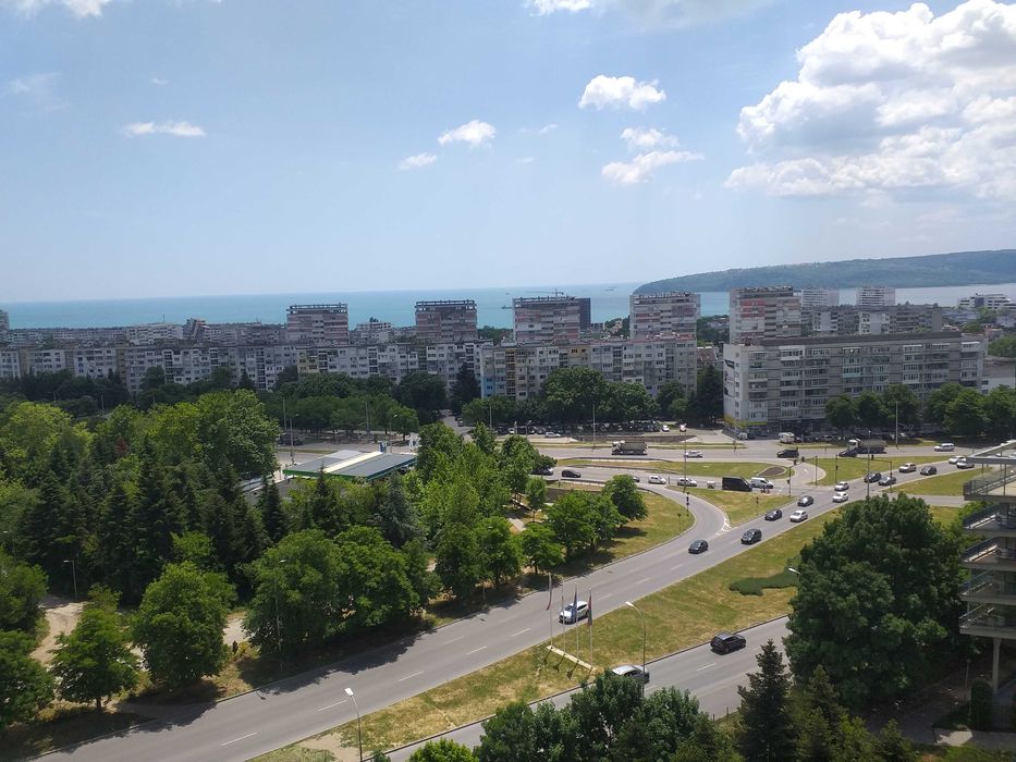 Продава се Офис в Варна, Базар Левски - 120 кв.м за 2500 €/кв.м - Снимка #1