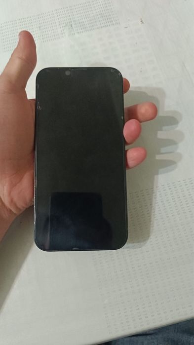 Продам айфон 13 на 128гб