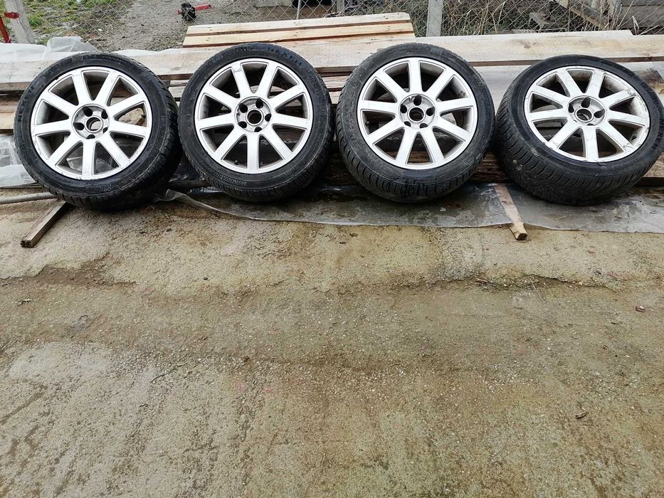 Vând genți de aluminiu pe 17 pentru Audi