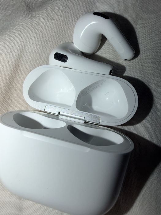 APPLE AirPods 4 (MXP63ZE/A) ЕАС оригинал