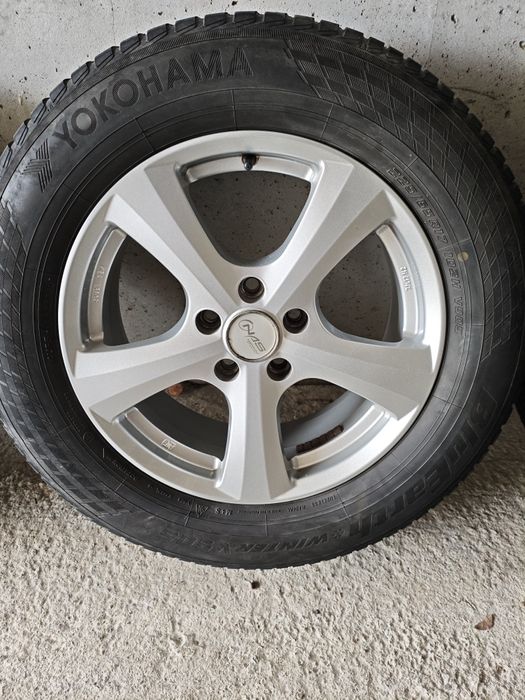 17 джанти от Honda CR-V със зимни гуми 225/65/17