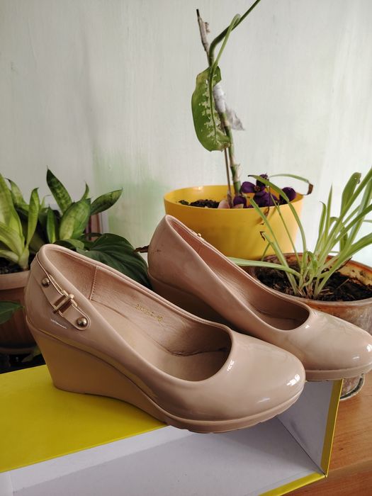 Продам туфли 2024г