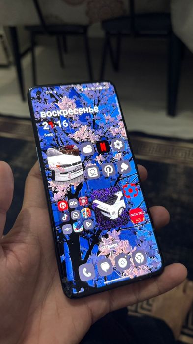 One plus 9 5G 256/12+12