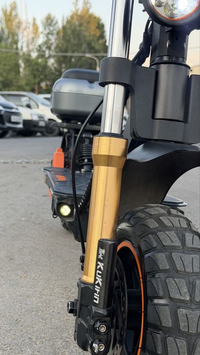 Продается Самокат Kukurin m5 pro