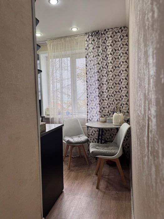 Продам 2 ух.комн кв район АХТАМАРА