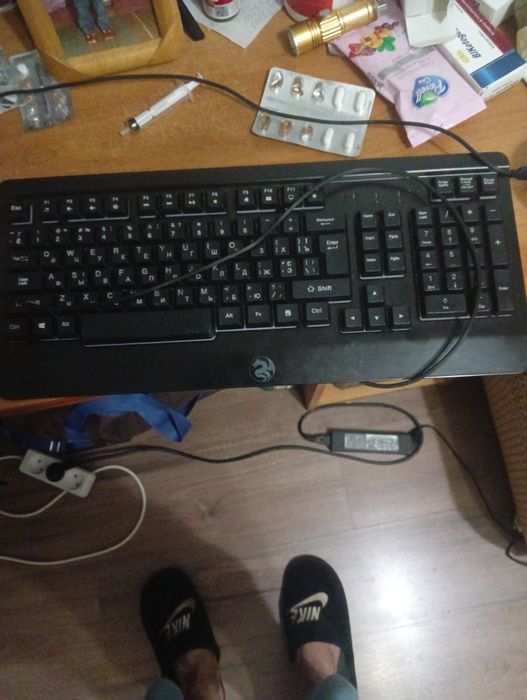 Продам клавиатуру 2E Gemihg Keyboard KG320