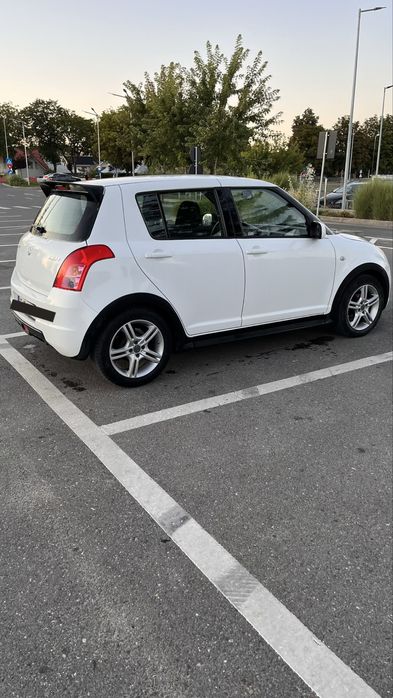 Suzuki Swift 1.3 Benzină 2008 • 197.000 km • Climatizare • Aero Kit