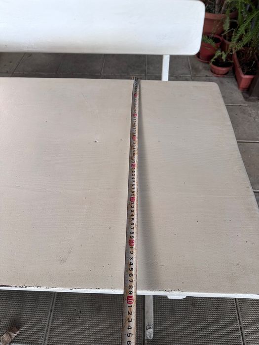 Продавам маси с пейки