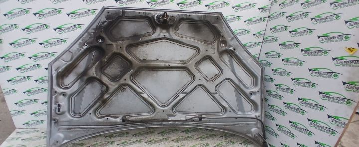 Capota motor Ford Focus prima generatie