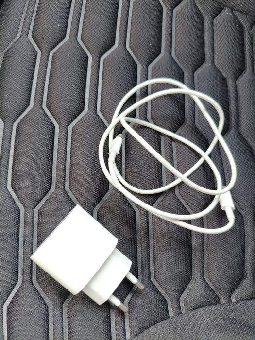 Iphone zaryadchik srocna sotiladi kelwtrb berama