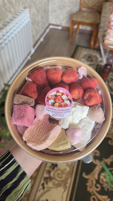 Сублимированный фрукты и морожное