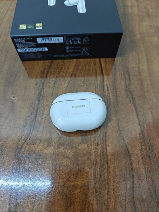 Huawei free buds pro 4