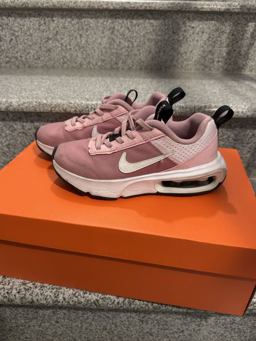 Nike детски маратонки 32н