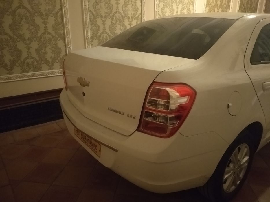 Автомобиль Кобальт