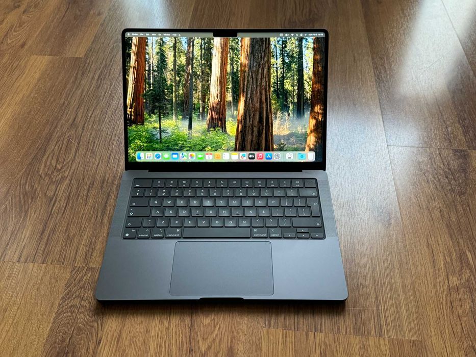 14' Apple MacBook Pro M3 Late 2023 Space Black 18GB RAM/1TB/Бат 100 %