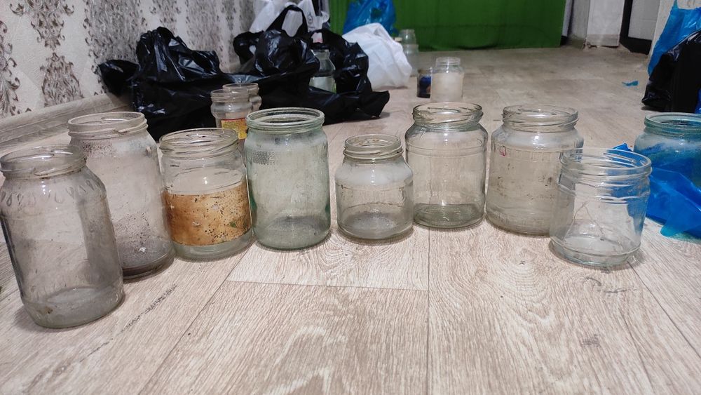 Продаются разные банки
