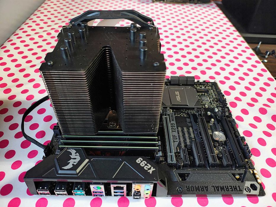 Placa de baza Asus TUF X299 MARK 2, I9 9820X, socket 2066