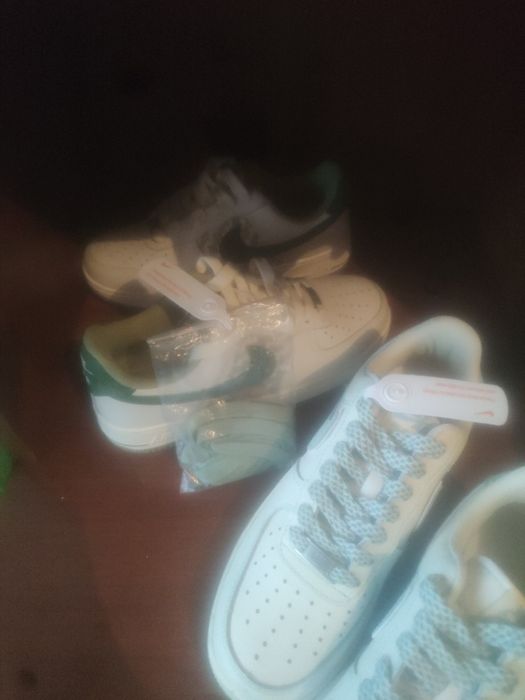 Кросовки обувь женская