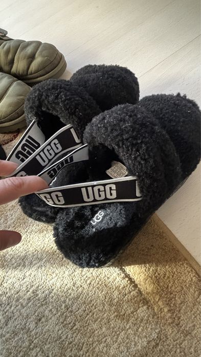 UGG различни