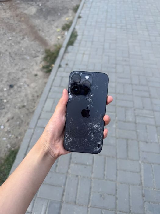 Iphone 14 pro.                                                       .