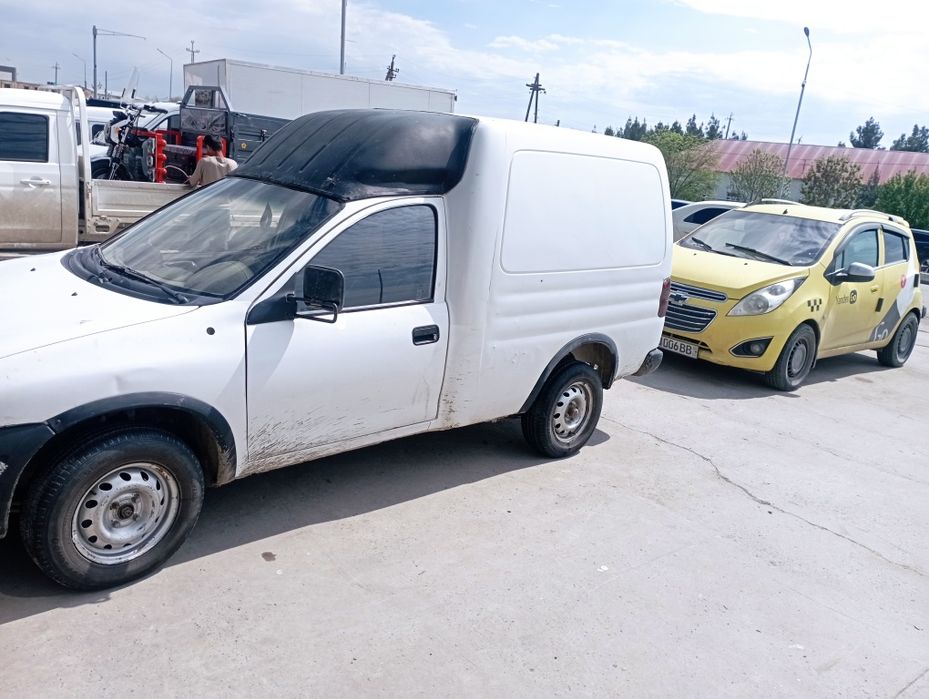 Opel combo sotiladi mator nexia metan benzinda ishlaydi holati yaxshi