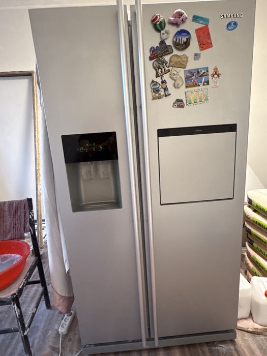 Холодильник двухдверный