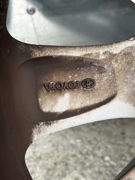 Оригинални джанти Toyota 5x114.3 17цола зимни гуми