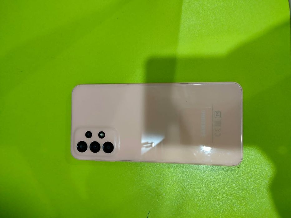 Телефон  очень хороший  по низкой цене, он у меня всегда 3 месяца