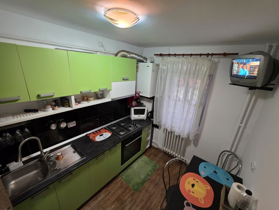 Proprietar, vând apartament 2 camere Canta-Păcurari