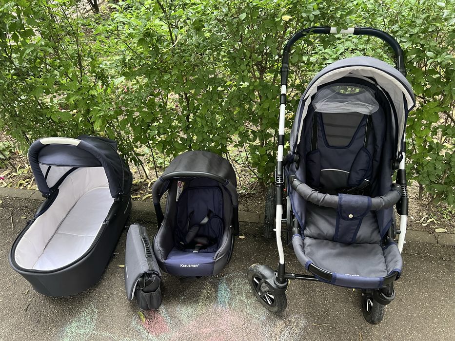 De vanzare carucior 3 in 1
