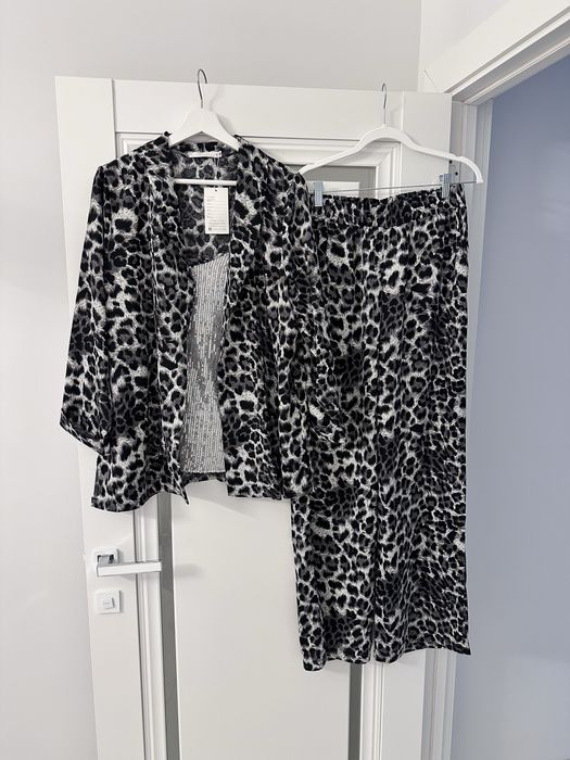 Новый костюм тройка