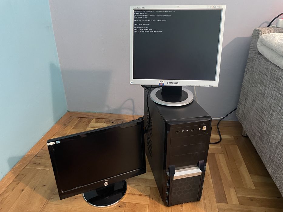 Стари монитори Samsung / AOC 17 инча