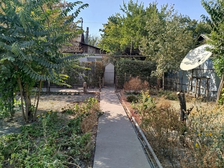 Продам дом с участком