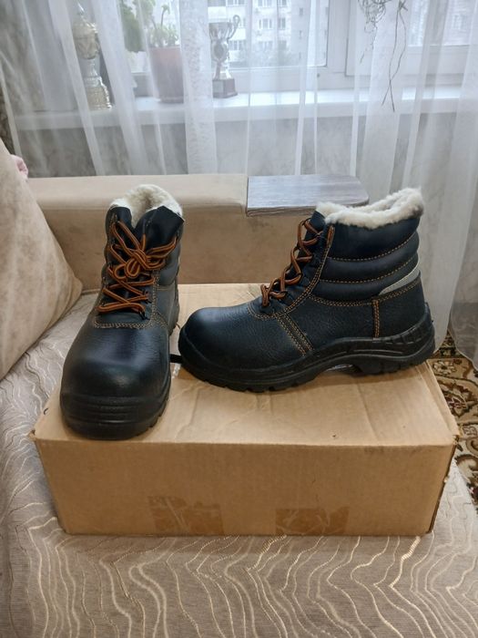 Ботинки рабочие зимние