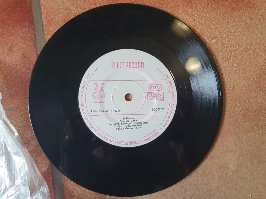 Diferite discuri de vinil vinyl
