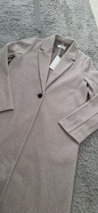 Ново преходно палто Zara