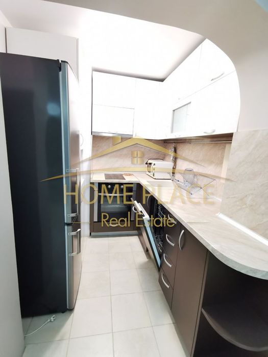 Дава се под наем Двустаен апартамент в Варна, Колхозен пазар - 65 кв.м за 510 € - Снимка #1