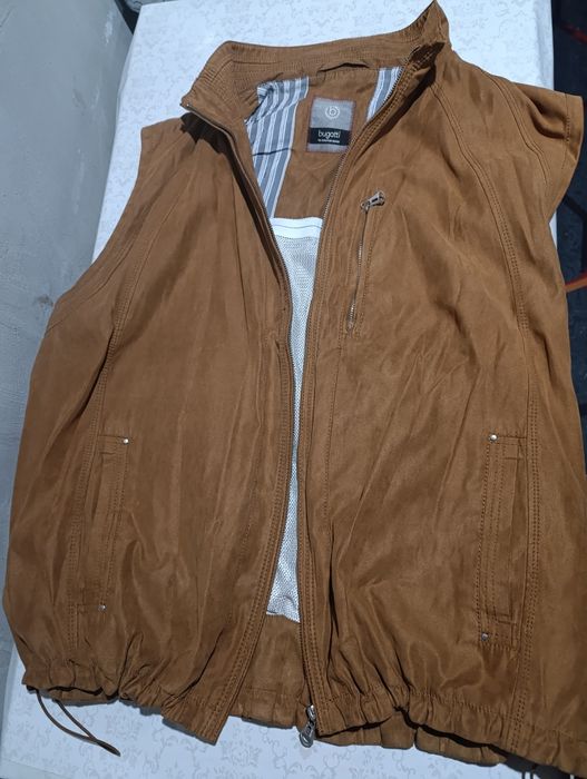Жилетка бренда Бугати 58-60размер