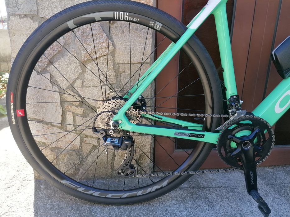 Електрически ORBEA Карбон, 2*11 GRX