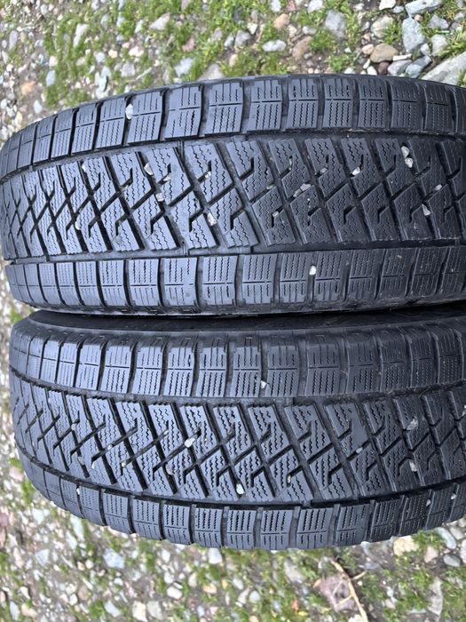 205/65 R16C 2бр зимни гуми 2022 година