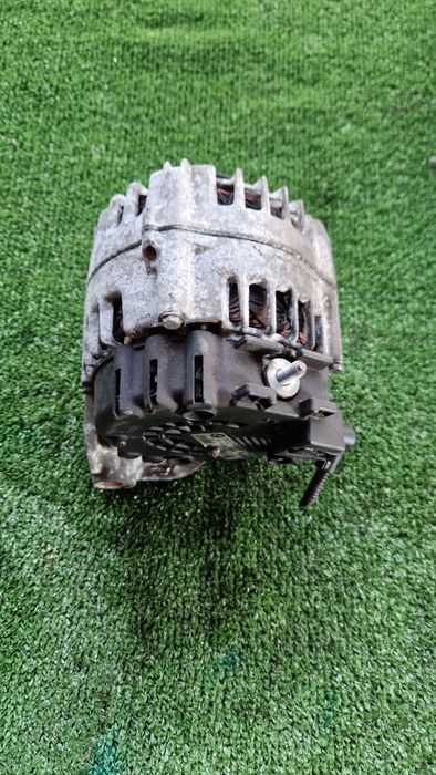 inclusAlternator Bmw 2.0d N47 E87, E90, E60, X3 E83, X1 E84, cod 7802261 (180A
BmwAlternator 180A Valeo, cod 7802261, Bmw 3 (E90), 2.0 diesel, N47D20A