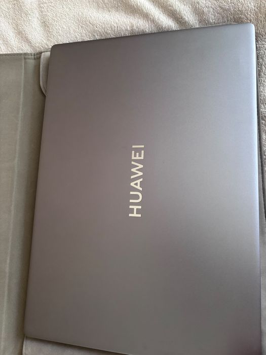 Продам ноутбук Huawei