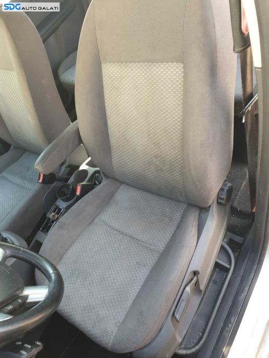 Scaun Textil Stanga Fata Sofer Fara Incalzire Ford C-Max 2004 - 2010