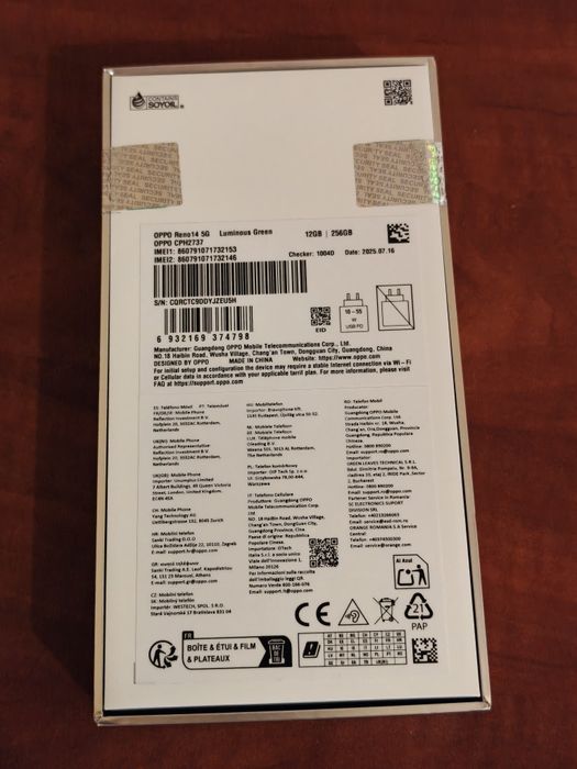 Продавам Oppo reno14 във гаранция