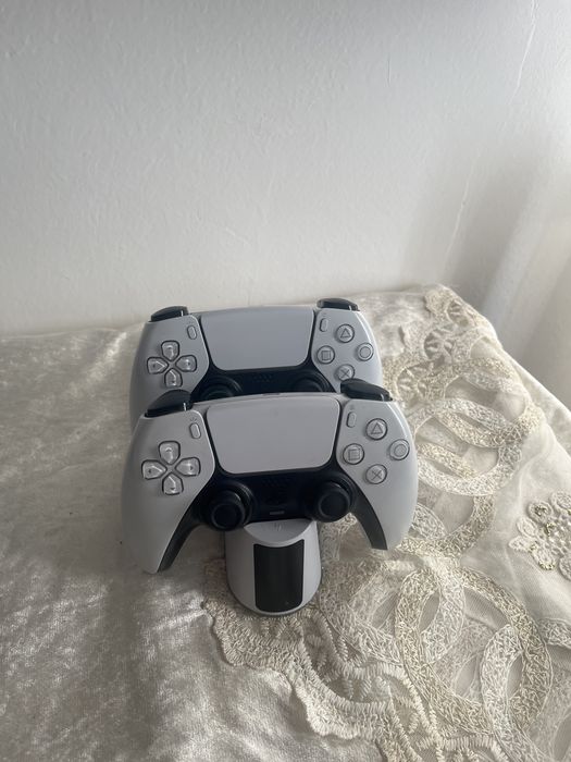 PlayStation 5 белая