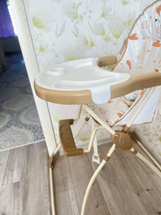 Стол для кармление.