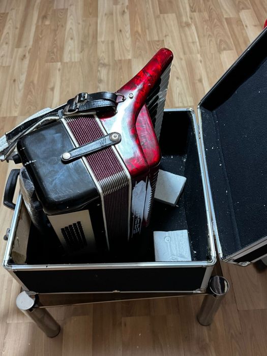 Acordeon Bijuterie Mauer Nou