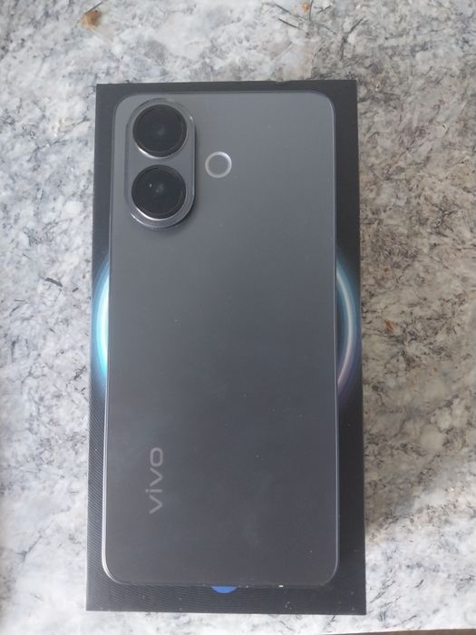 Продам телефон Vivo v60 Lite