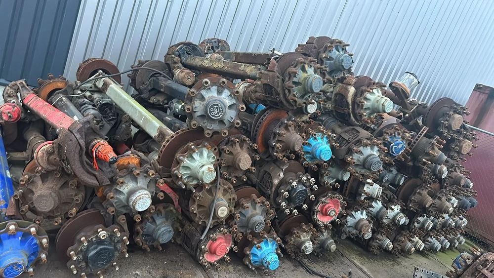 Axe semiremorca, bascula, cisterna + piese pentru reparatii din dezmembrari SAF , BPW eco eco plus , Samro , ROR , SMB , GIGANT , TRAILOR , Schmitz, Mercedes